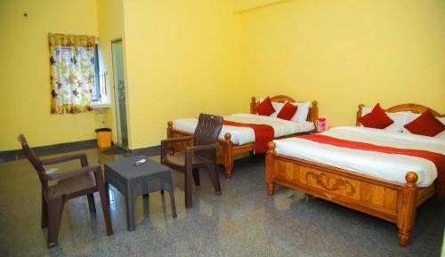 Deluxe Family Room