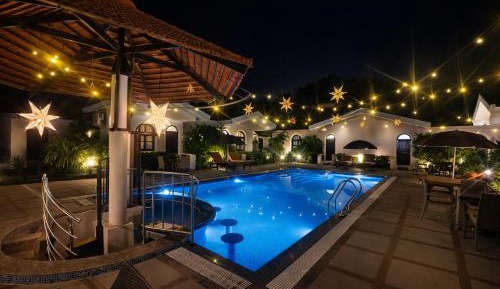 Deluxe Double or Twin Room with Balcony