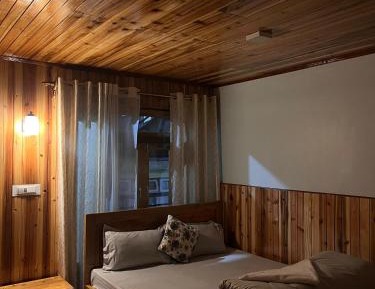 Double Room with Mountain View