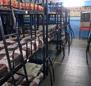 Bunk Bed in Mixed Dormitory Room