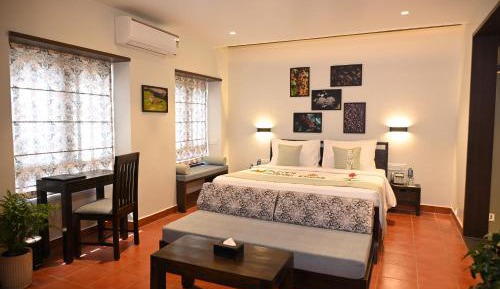 Double Room with Pool View