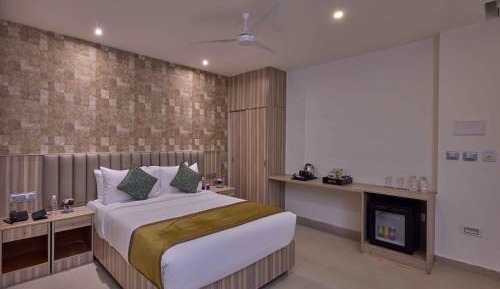Deluxe Double Room with Balcony