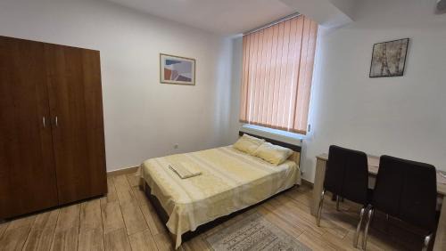 Studio with Sofa Bed