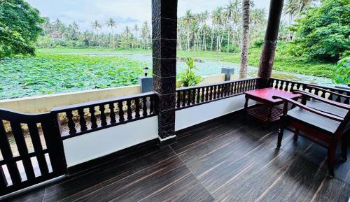King Room with Balcony