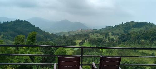 King Room with Mountain View