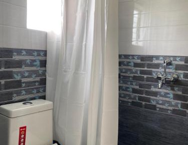 King Suite with Pool View