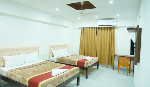 Deluxe Family Room
