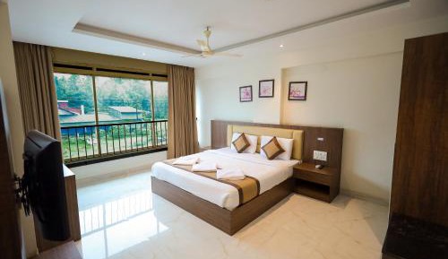 Deluxe Suite