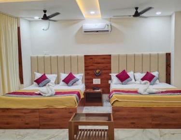Standard Twin Room