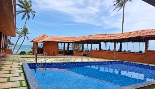 Double Room with Pool View
