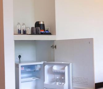 Business Room with 10% off on Food & Beverages with a-la-carte selection , 10% Off on Laundry service for upto 2 clothing item(s)