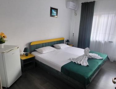 Double Room with Shared Bathroom