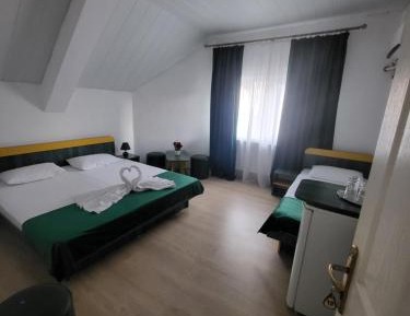 Triple Room with Shared Bathroom