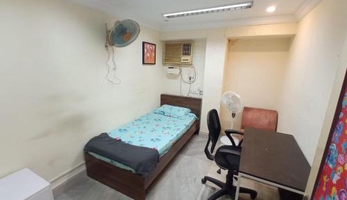 Single Room with Shared Bathroom
