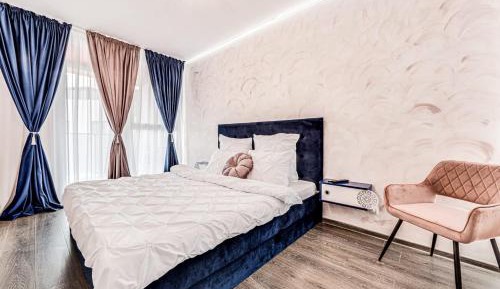 Superior One-Bedroom Apartment with Balcony