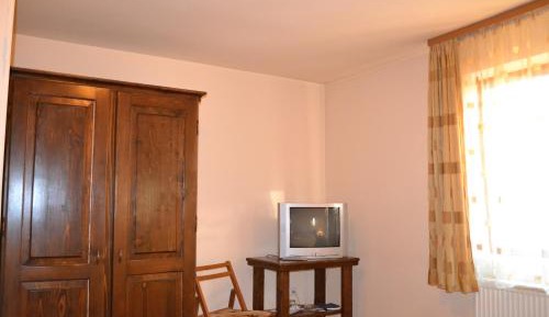 Three-Bedroom Suite