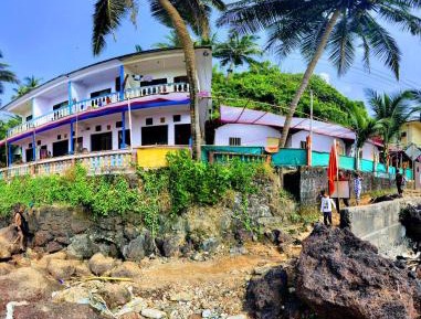 Bungalow with Sea View