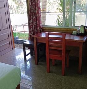 Single Room with Lake View