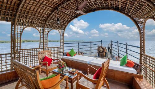 Two-Bedroom Houseboat All Meals, with Evening tea, coffee, and snacks, with Fishing and indoor games:Check in at 12 noon and check out 9 30 am