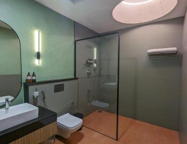 King Room with Pool View
