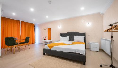 Deluxe Family Suite