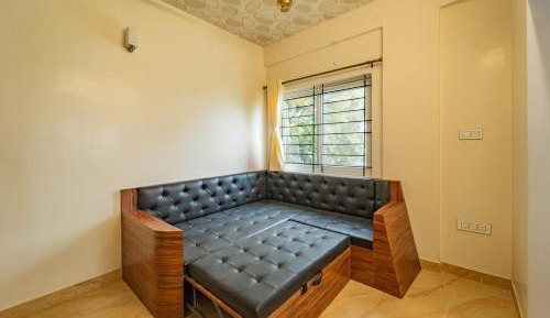Superior One-Bedroom Apartment