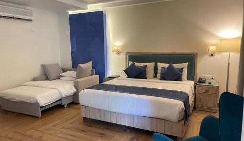 Family Studio - 15% off on Water Sports and enjoy Happy Hours with 1+1 offer