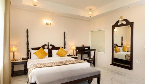 Superior King Room