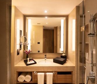 Superior King Room | 10% Off on Food & Soft Beverages, Laundry, Spa, Airport Transfers and Early Check in & Late Check out (Subject to Availability)