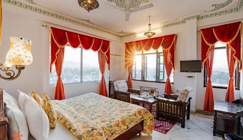 Double Room with Lake View