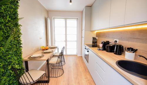 Apartment with Garden View