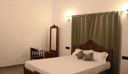 King Suite with Balcony