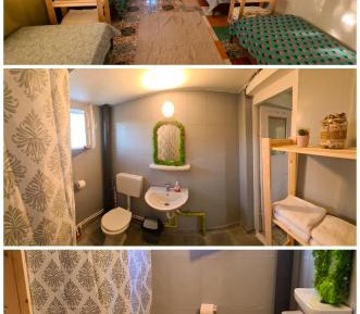 Quadruple Room with Private Bathroom