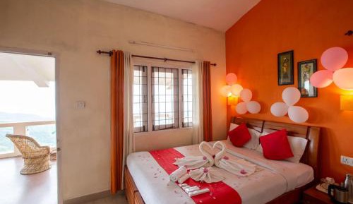 Double Room with Mountain View