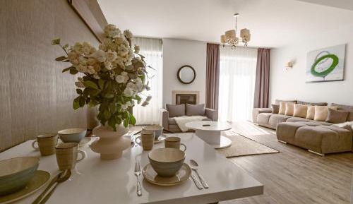 Apartment - Split Level