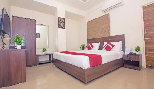 Standard King Room