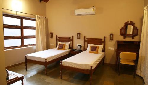 Twin Room with Balcony