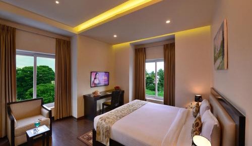 Deluxe Double Room with Balcony