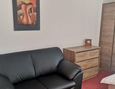 Standard Studio