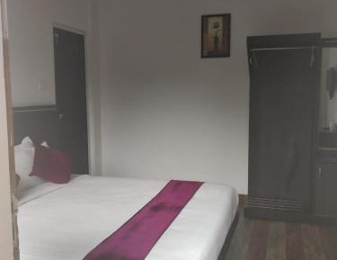 Queen Room