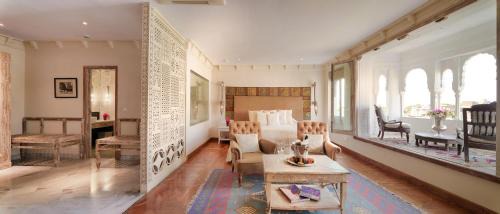 Luxury Grand Heritage : 20% off on Food & Beverage services, Complimentary village walk