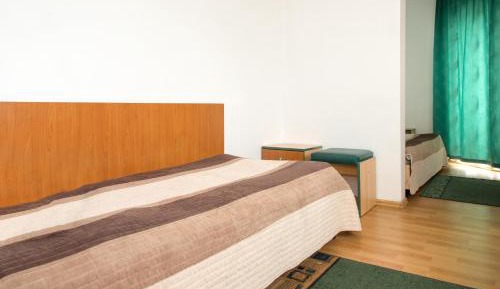 Single Room with Private Bathroom