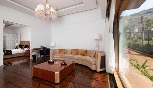 Garden Villa Suite with Jacuzzi 