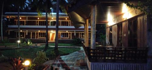 Deluxe Double Room with Balcony and Sea View