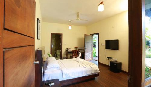 Pavillion Room