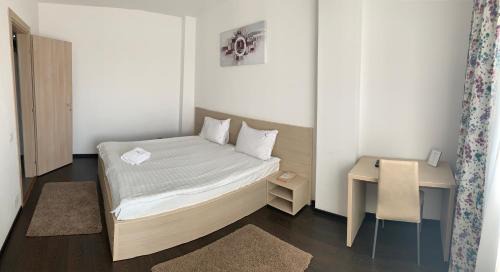 Studio (1-2 Adults)