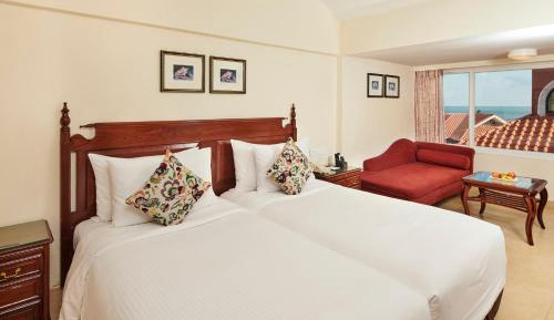 Deluxe Room Twin - 10% Discount on Foods & Soft Beverages* | 15% Discounts on Laundry Services* | INR 500 spa credit during your stay on selective Massage services. TnC Apply.* | Free Mini-bar - 2 cans of soft Beverages (Once on Arrival)
