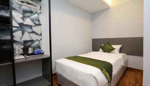 Economy Single Room