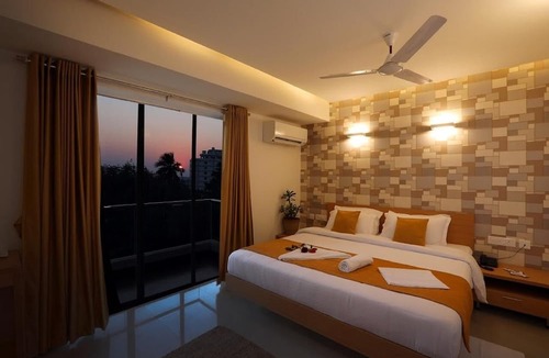 Hampankatta Hotel | Grand Plaza Hotel