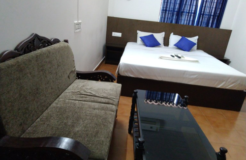 Perintalmanna Hotel | Apsara Residency